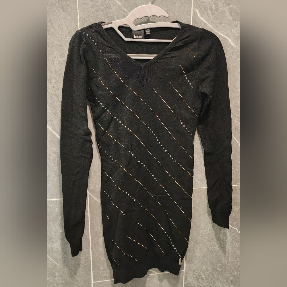 So Nice Rhinestone Stud Embellished LS Vneck Black Sweater Dress Tunic Small